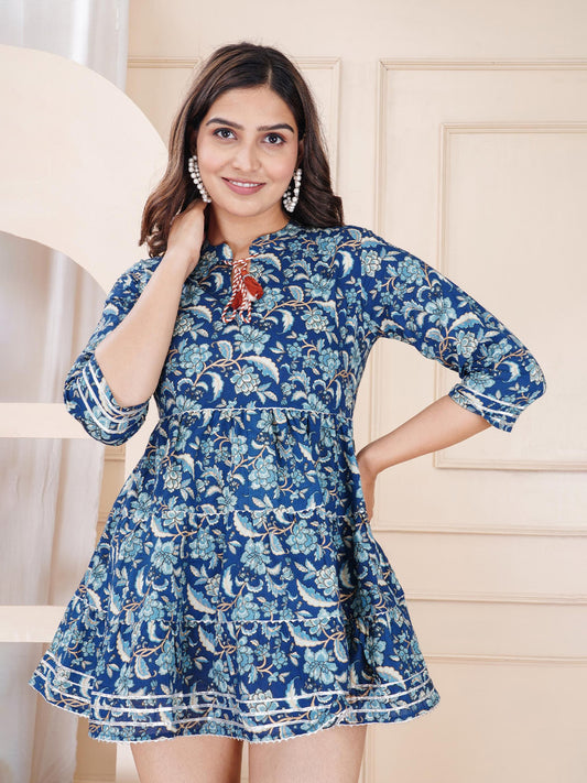 Floral Print Keyhole Neck Cotton Top